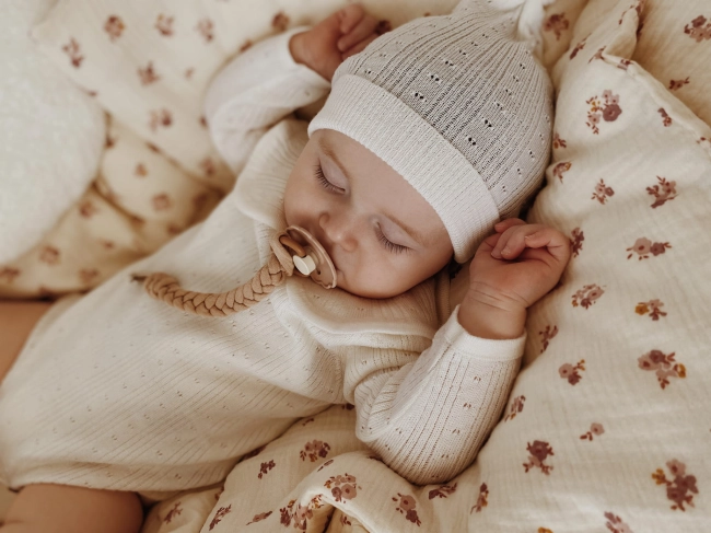 czapeczka z wełny Merino Romney Body Sarda Meri Fairy  (3).jpeg