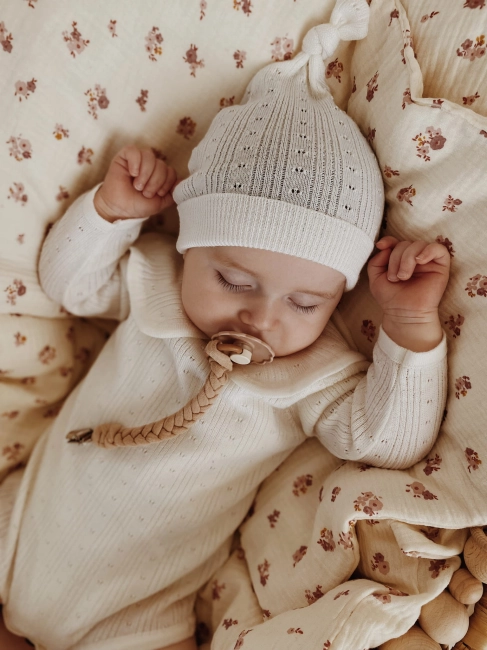 czapeczka z wełny Merino Romney Body Sarda Meri Fairy  (8).jpeg
