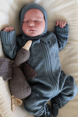 kombiezon z merino wełny Meri Fairy Lana z bonetką Lana (3).jpg